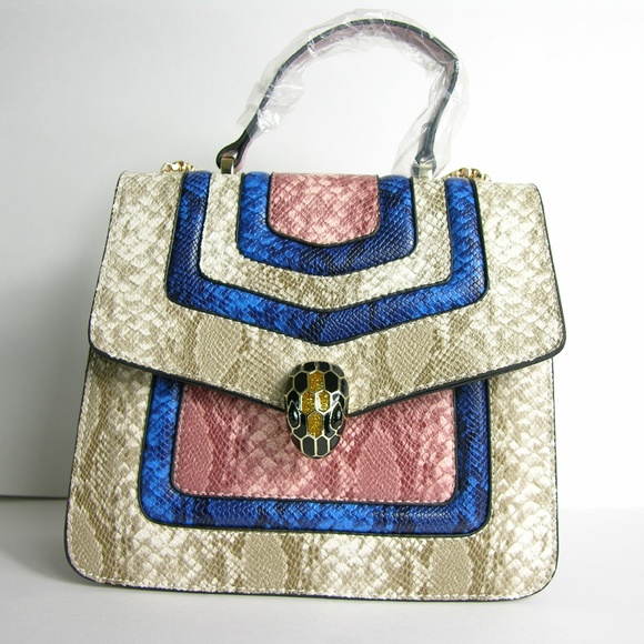 LAST ONE! Basilisk Vegan Leather Crossbody Bag - Picture 2 of 8